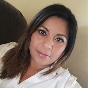 Meet your Posher, Leticia